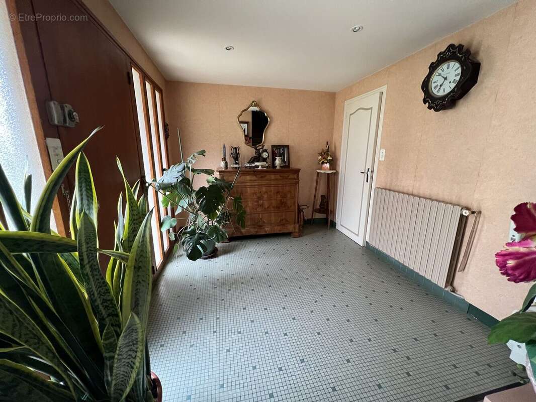 Maison 98 m² à Chateaugiron  - photo 3