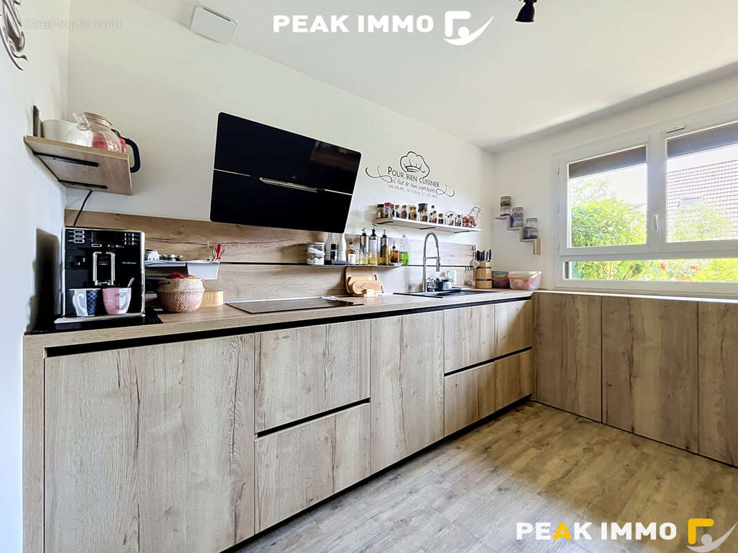 CRANVES-SALES - Maison mitoyenne de 104m2 avec jardin et piscine - photo 6
