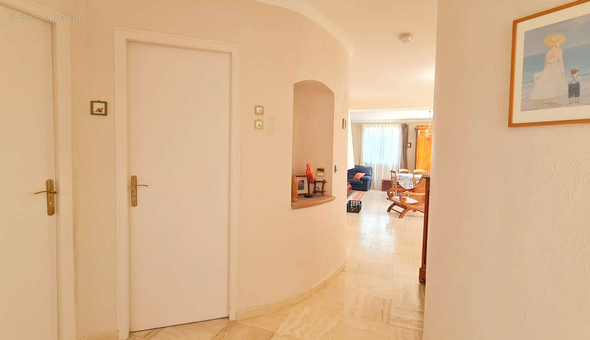 Maison à VILLENEUVE-LES-AVIGNON