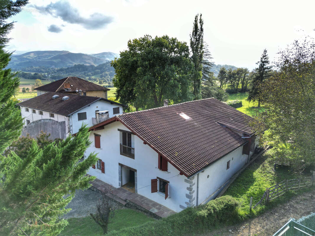 Maison à SAINT-JEAN-PIED-DE-PORT