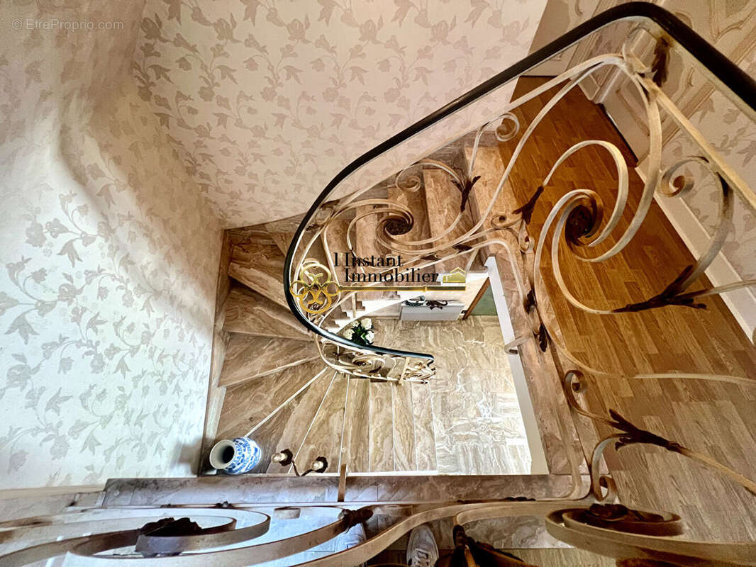 Maison en pierre Saint Pol De Leon 7 pièce(s) - photo 12
