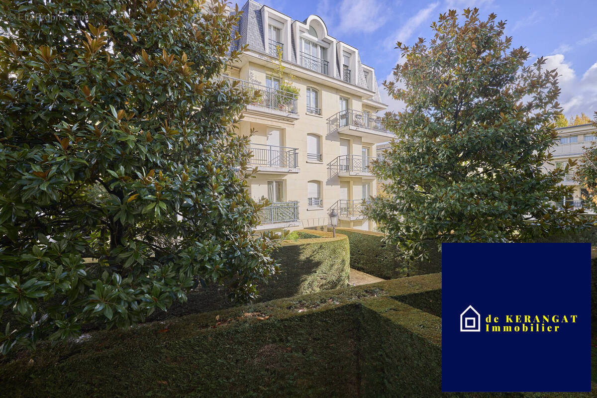 Appartement à LE PLESSIS-ROBINSON