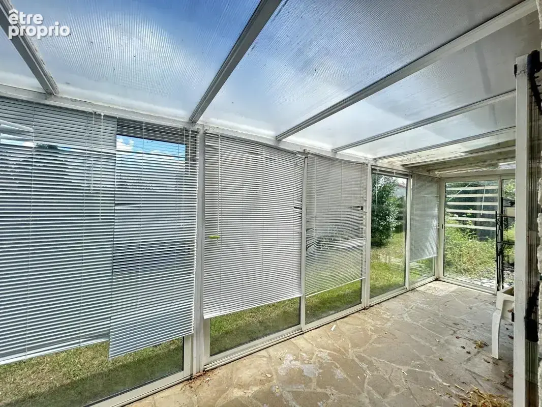 Mansle-les-fontaines   plain-pied, 3 chambres, 2 garages et - photo 16