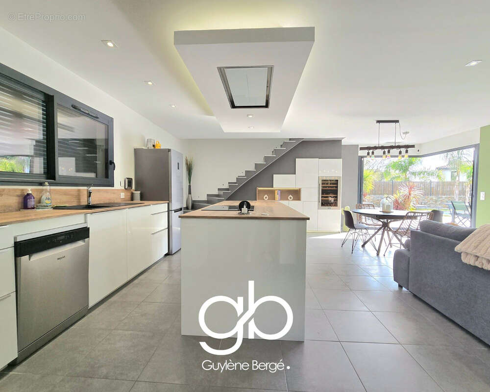 Maison à SAINT-DREZERY