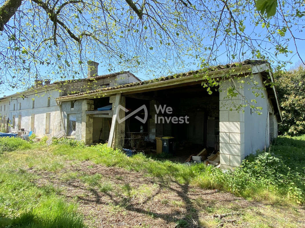 Maison 100 m² à Saint-Christoly-De-Blaye  - photo 2