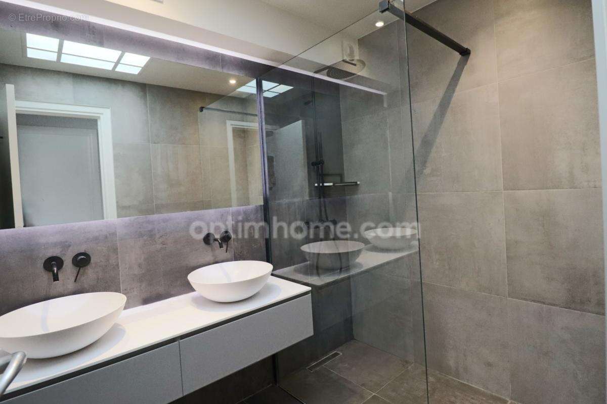 Appartement à vendre 6 pièces Charenton-le-Pont – Métro Valmy – Duplex 171 m² – Dernier étage – Terrasse 100 m² – Vue excepionne - photo 17