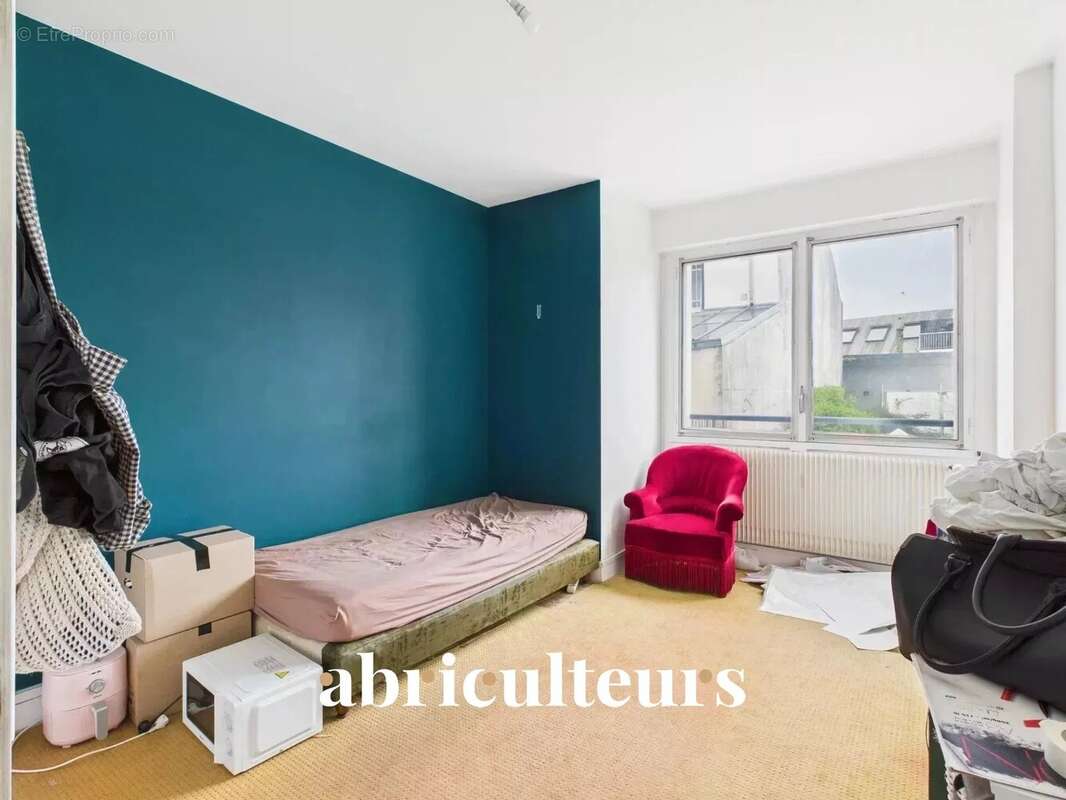 Appartement à PARIS-12E