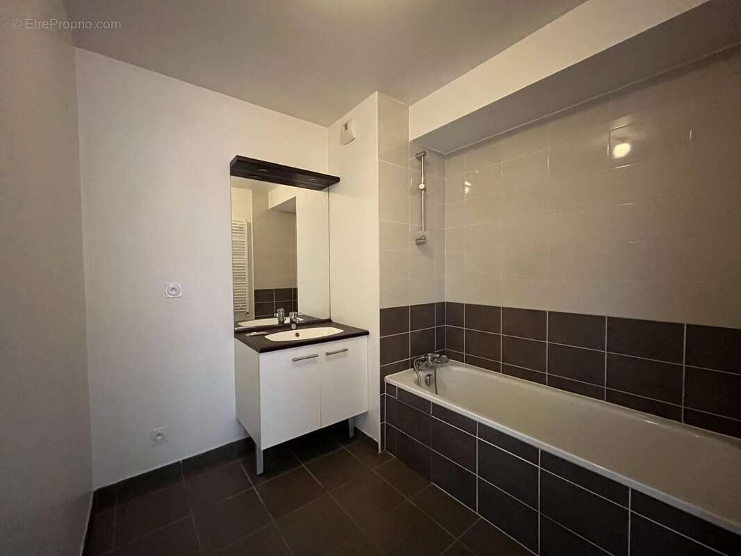 Appartement à VILLEURBANNE