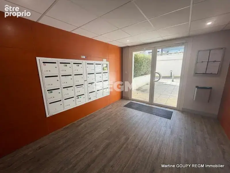 ORLEANS (45) - Exclusivité -T2 Rez-de jardin 48 m2 - Terrasse en L 41 m2- Cave - Place de parking en sous-sol - photo 29