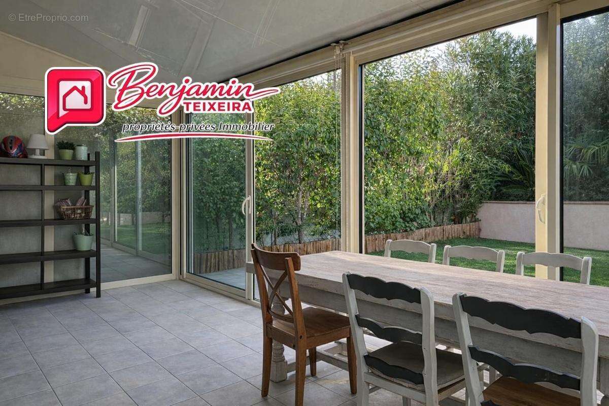 Maison Roquebrune Sur Argens 6 pièce(s) 96 m2 - 4 chambres dont 1 de plain-pied + Parking privé - photo 9