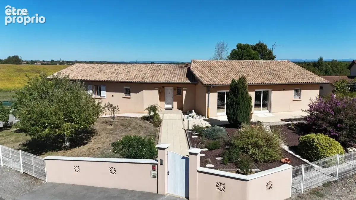 Maison familiale de 184 m² avec piscine et vue dégagée – Calme et confort - photo 4