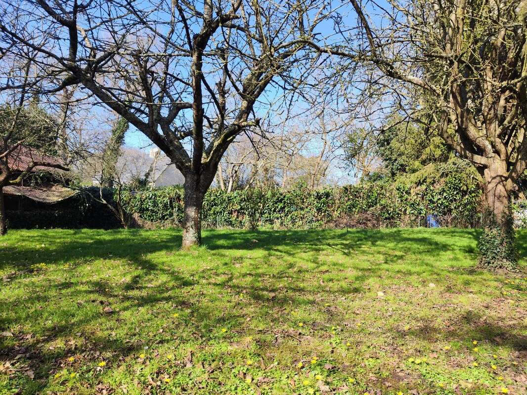 Terrain à PLEURTUIT