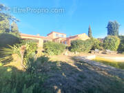 Maison à COMBAILLAUX