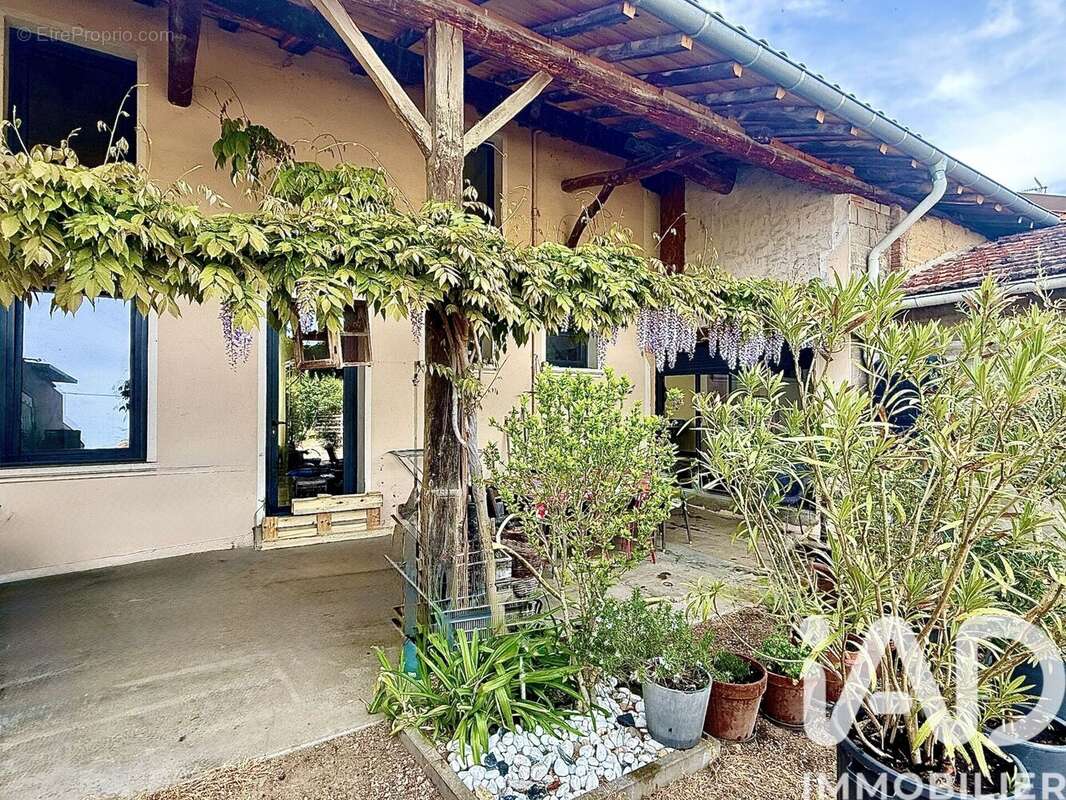 Maison 161 m² à Chevroux  - photo 3