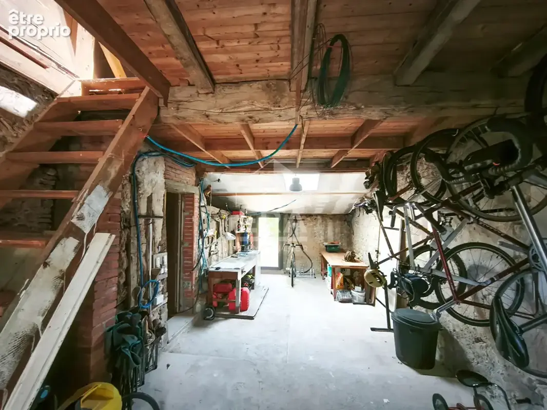 Maison de charme à finaliser, jardin naturel et dépendance pleine de possibilités - photo 14