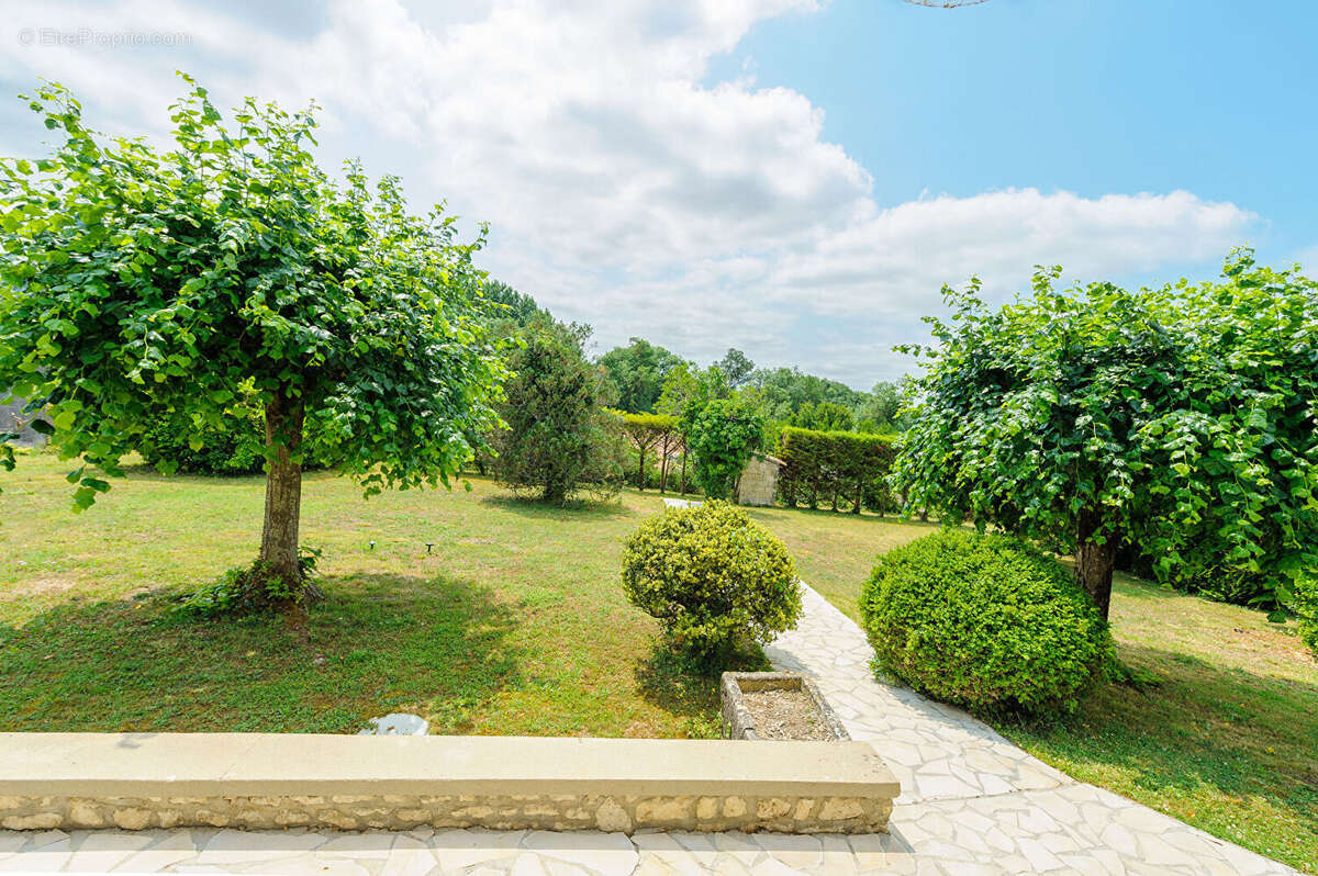 Maison à DOMPIERRE-SUR-CHARENTE