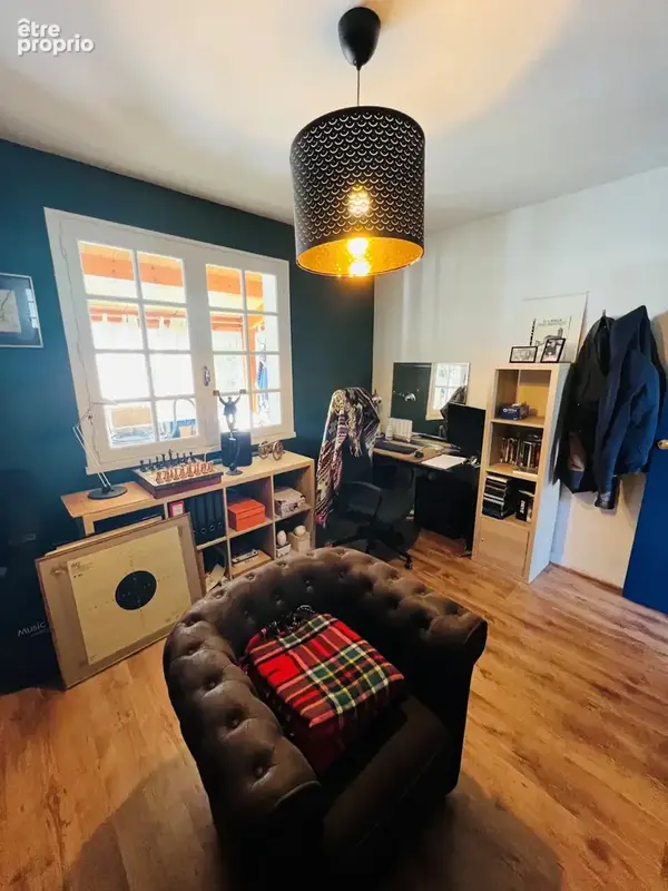 Maison familiale de plain-pied avec jardin, véranda et prestations récentes - photo 17