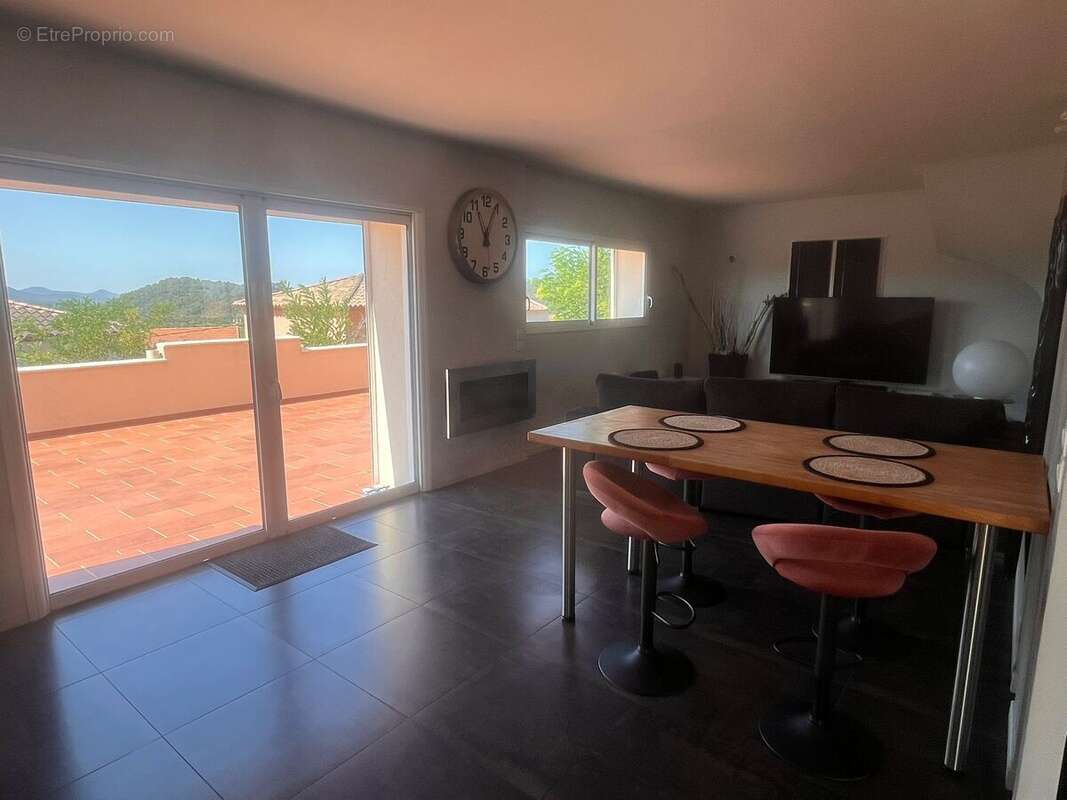 Maison à PIERREFEU-DU-VAR