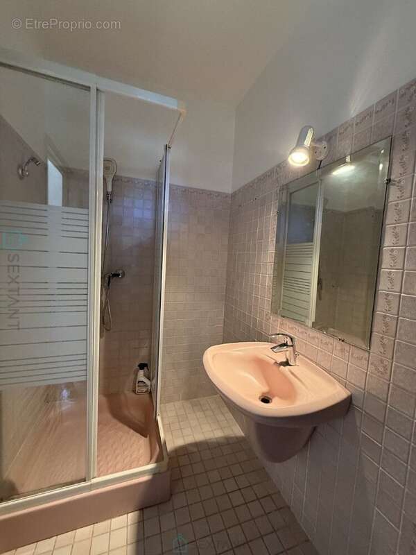 Maison à FORCALQUIER