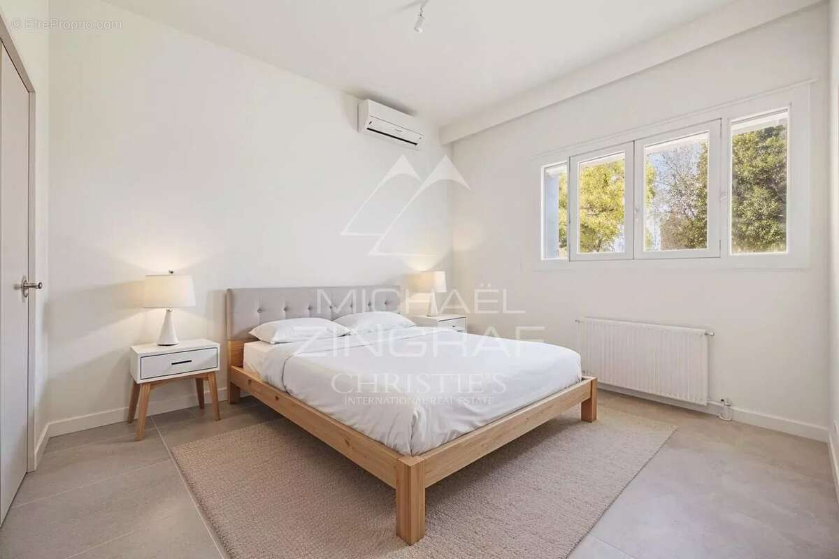 Cannes - Bel appartement au calme avec terrasse, jardin et aperçu mer - photo 8