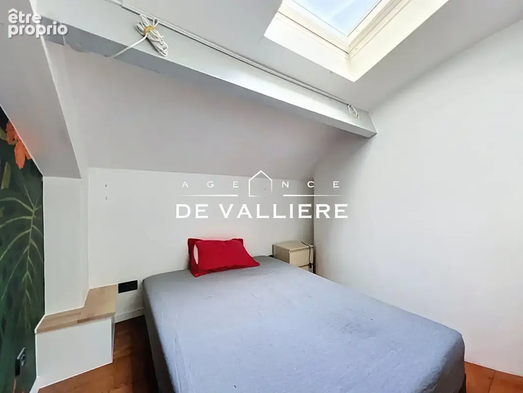RUEIL-MALMAISON - COEUR DE VILLE - 2 pièces esprit atelier avec mezzanine - photo 9