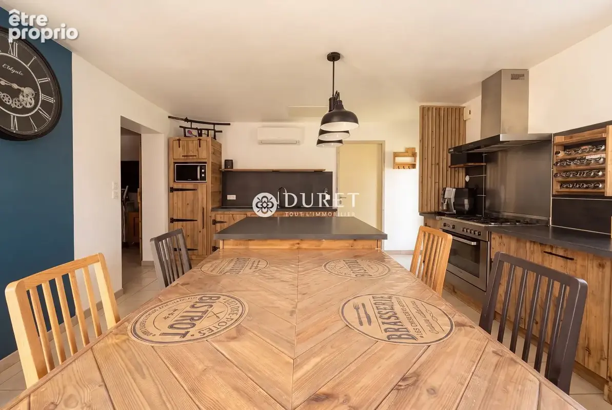 Maison 4 pièces 99 m² à vendre à Bois-De-Cene (85710) - photo 2