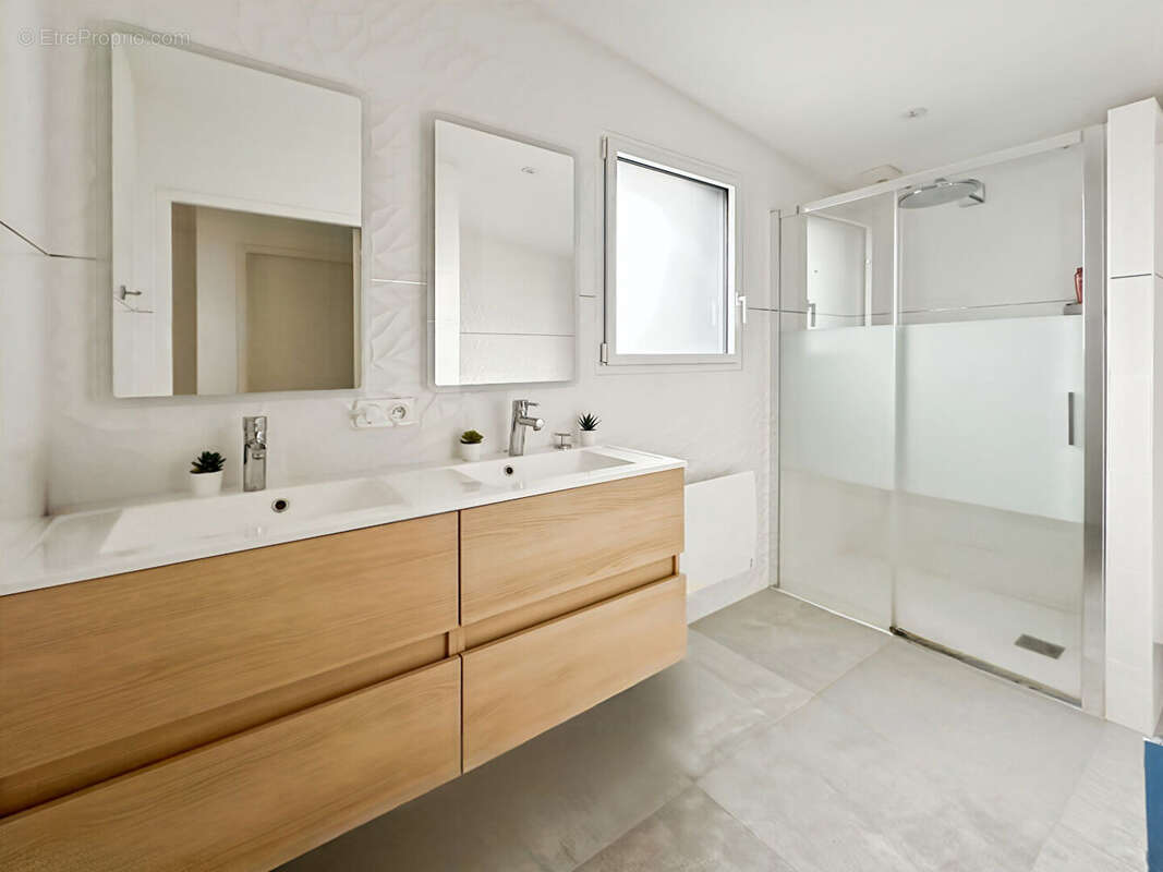 Maison à THORIGNE-FOUILLARD