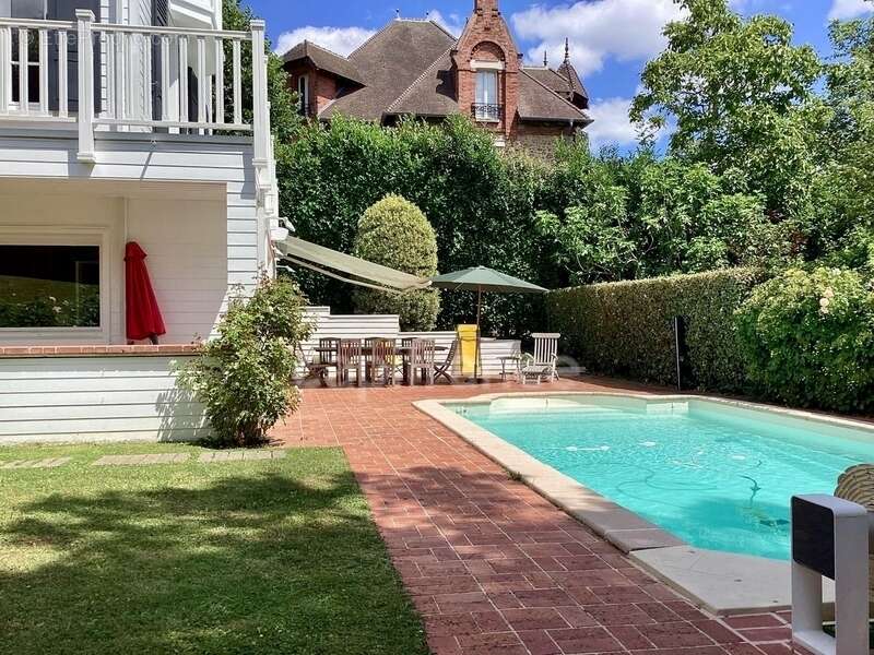 Maison à VAUCRESSON