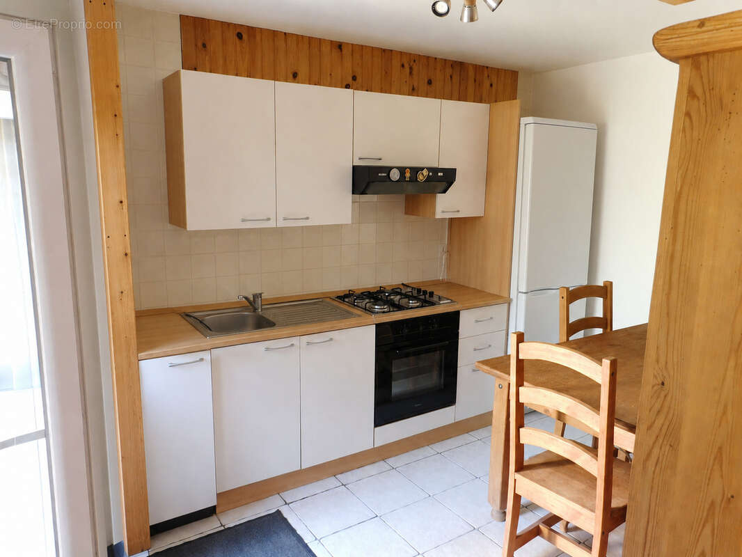 Appartement 317 m² à Chateauneuf-Les-Bains  - photo 4