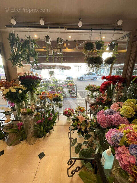 Commerce à FONTENAY-SOUS-BOIS