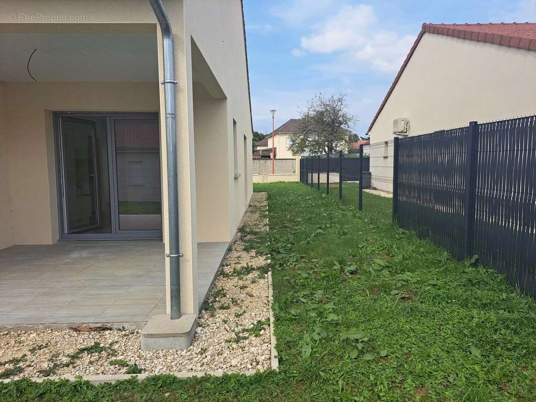 Maison à VILLIERS-EN-LIEU