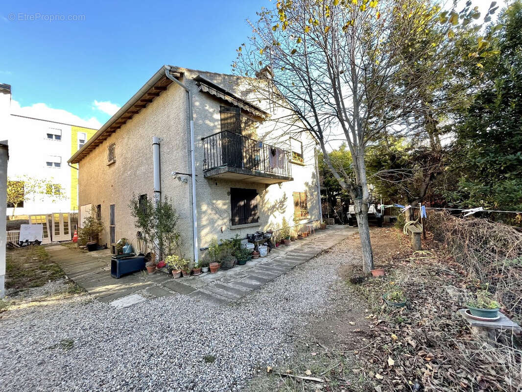 Maison à SAINT-THIBERY