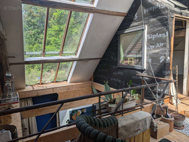 Maison à BELLOU-SUR-HUISNE