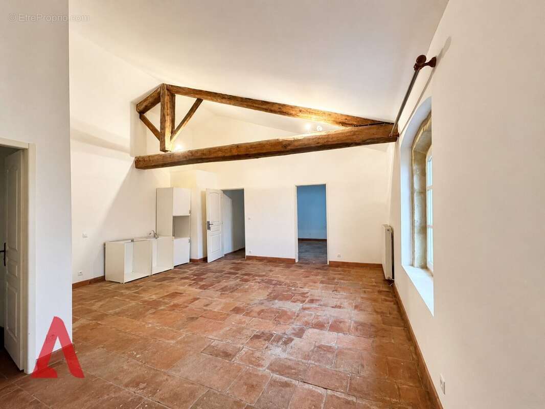 Maison à SAINT-THIBERY
