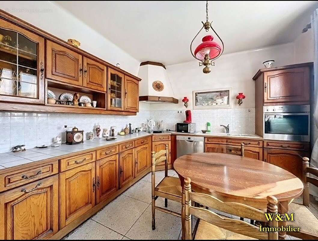 Maison à VILLENEUVE-LE-ROI