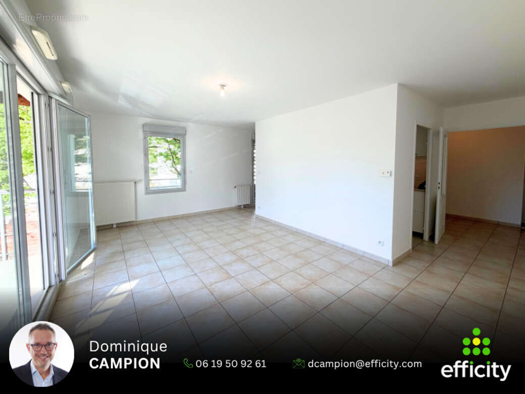 Appartement à MEYLAN