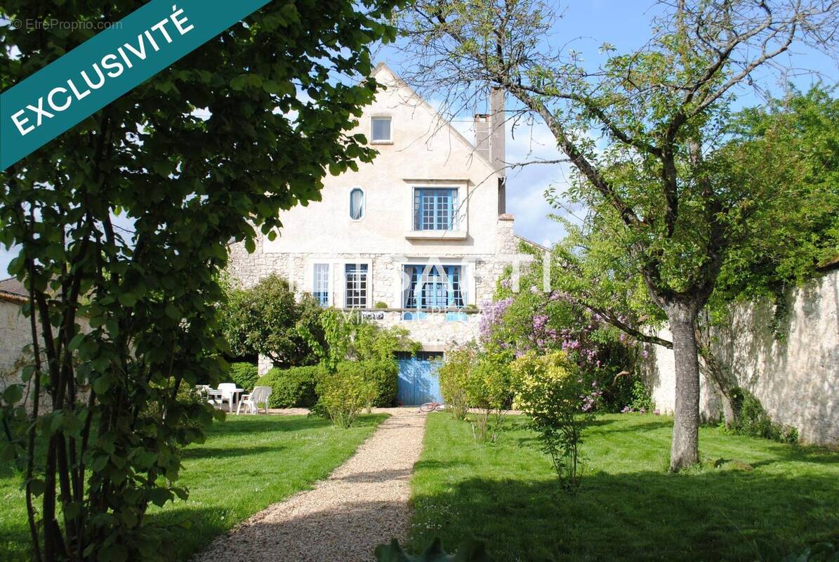 Photo 1 - Maison à MORET-SUR-LOING