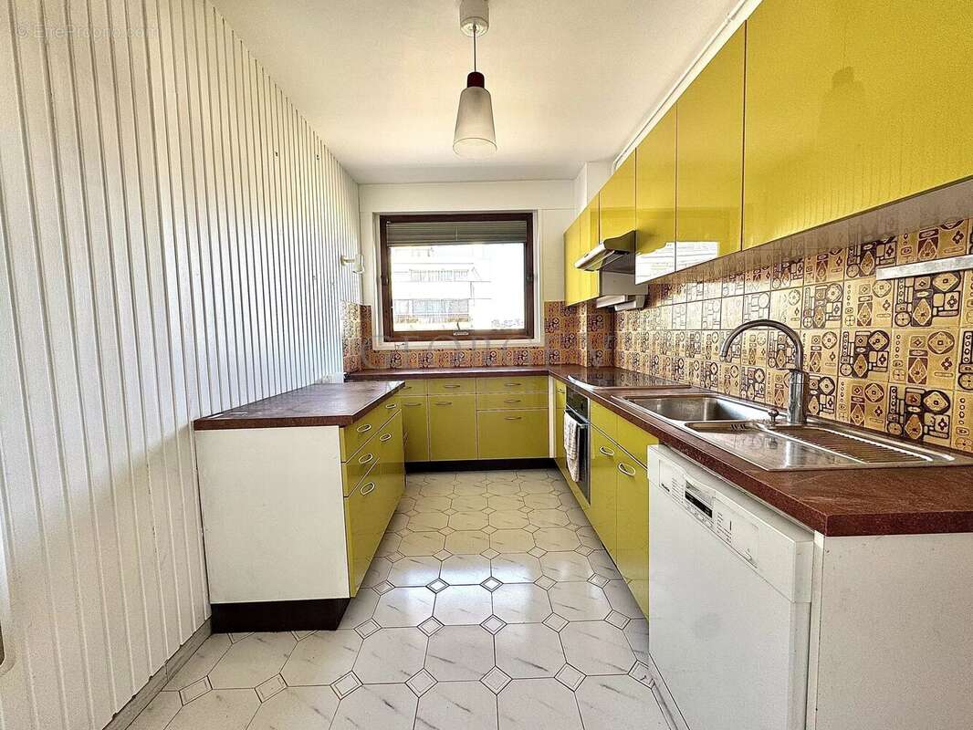 Appartement à BOURG-LA-REINE