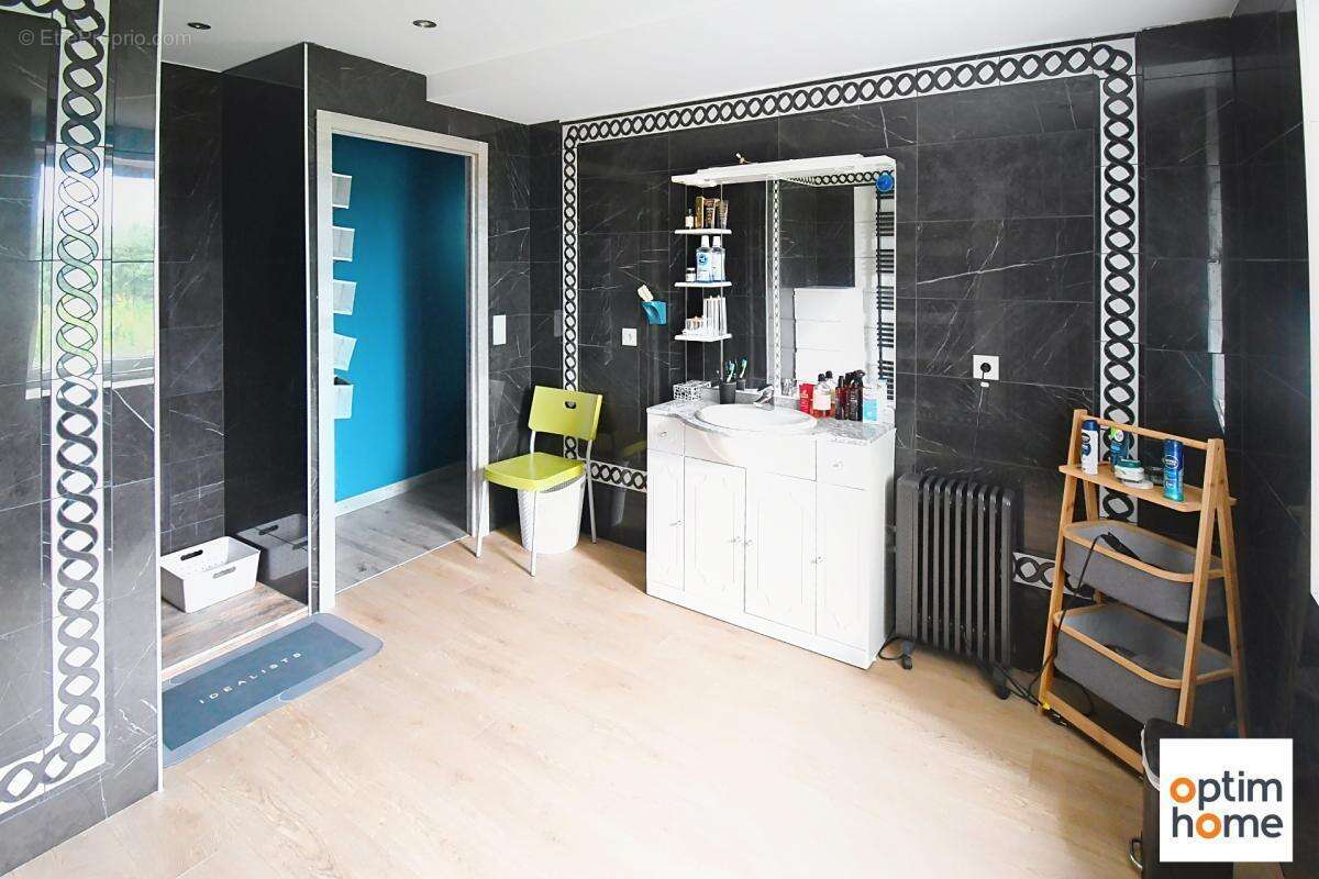 Exclusivité – Sympathique maison familiale de 177 m² – 4 chambres – 1 bureau - 2 salles de bain - photo 29