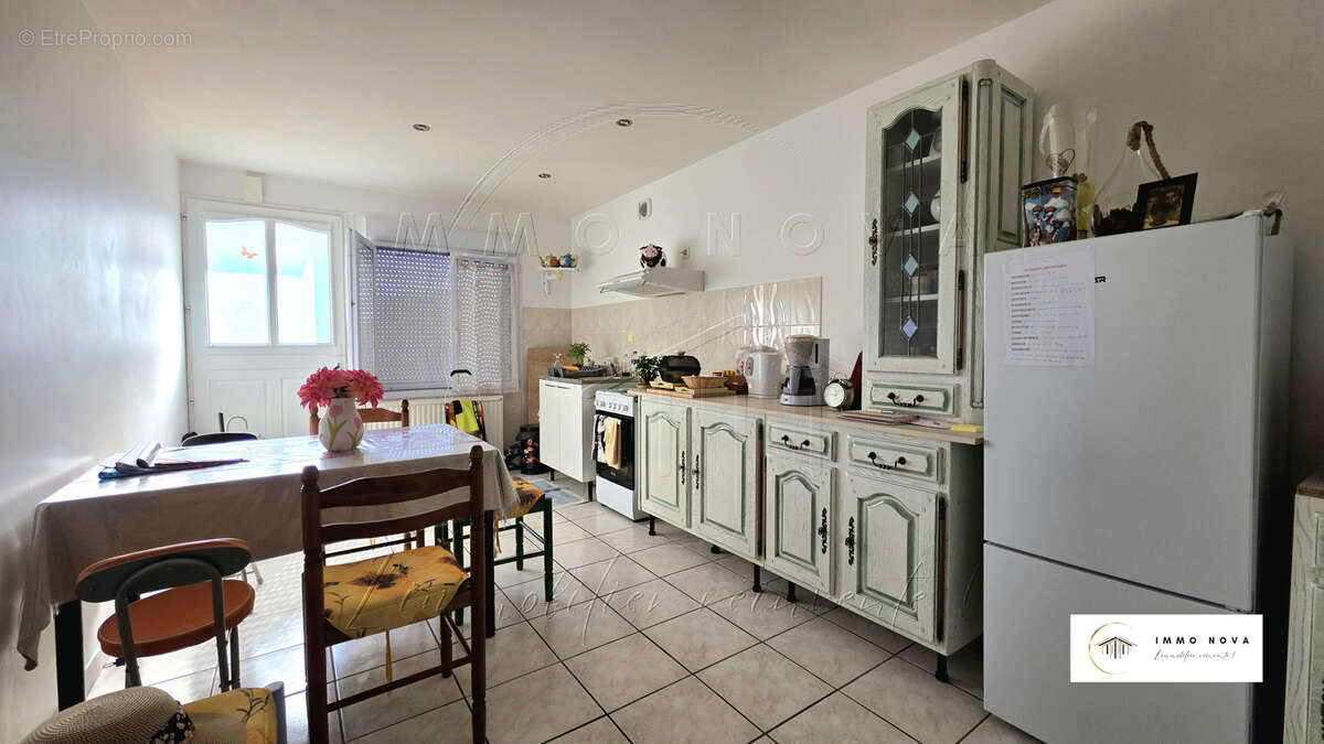 Ensemble immobilier avec 3 appartements sur grande parcelle constructible - photo 10