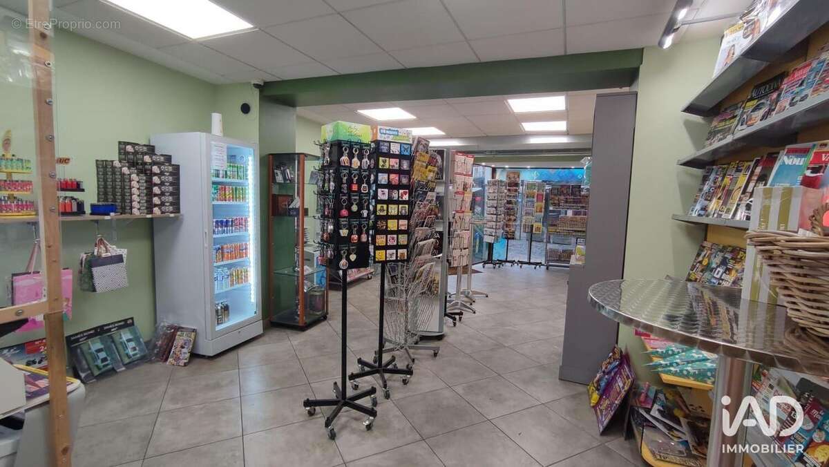 Photo 2 - Commerce à SEDAN