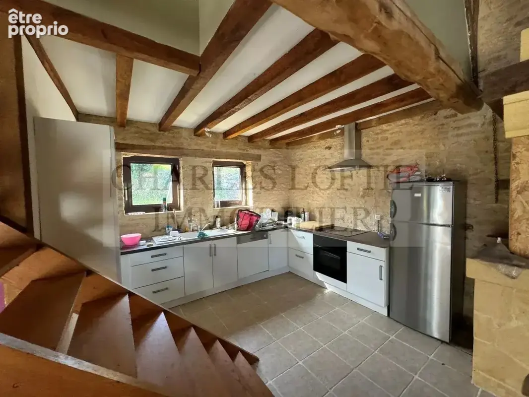 Charmante maison en pierre, grangette sur un plus de 2,5 ha de terrain - photo 6