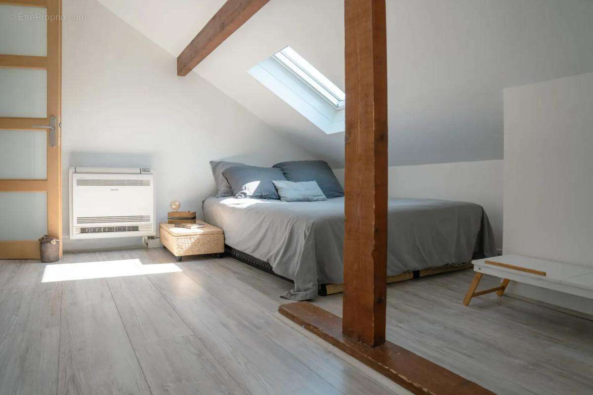 Maison rénovée 6 pièces 153 m² à Antony - photo 11