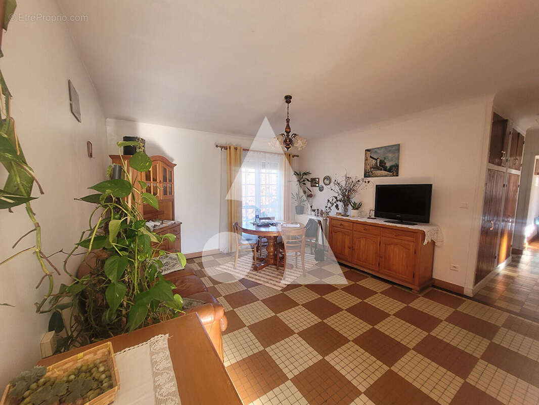 Maison à BELLOY-EN-FRANCE