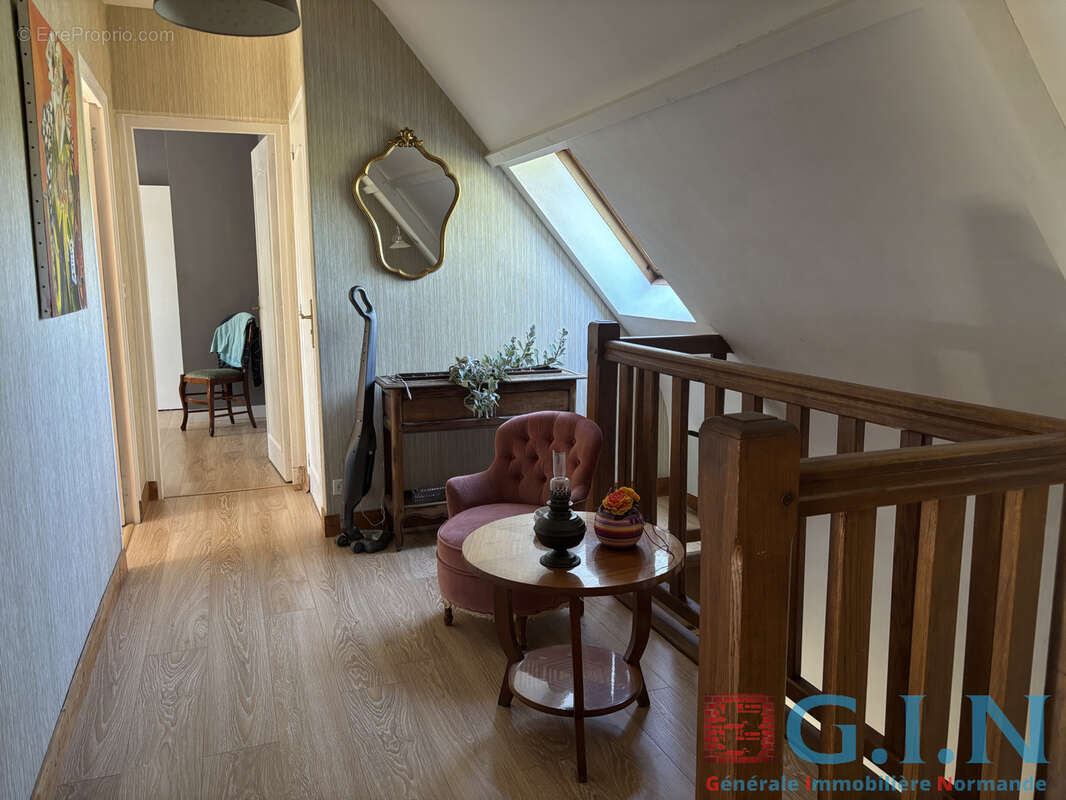 Maison à LE BOSC-ROGER-EN-ROUMOIS