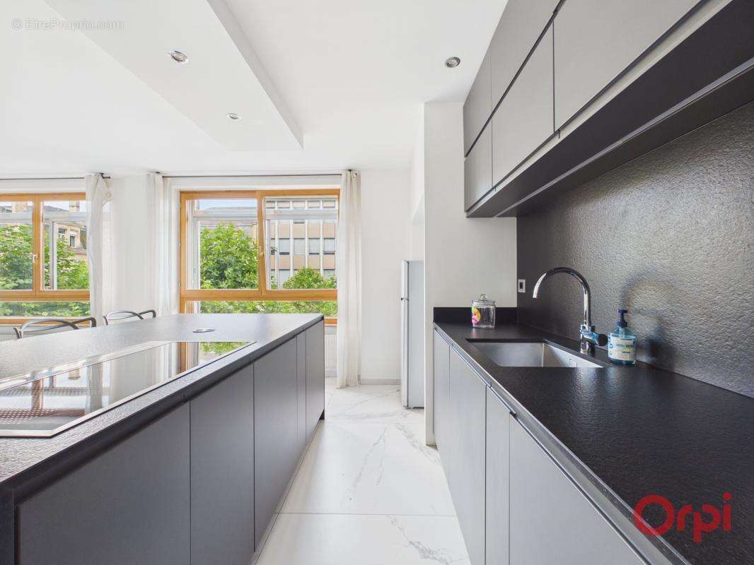 Appartement À Vendre - photo 5