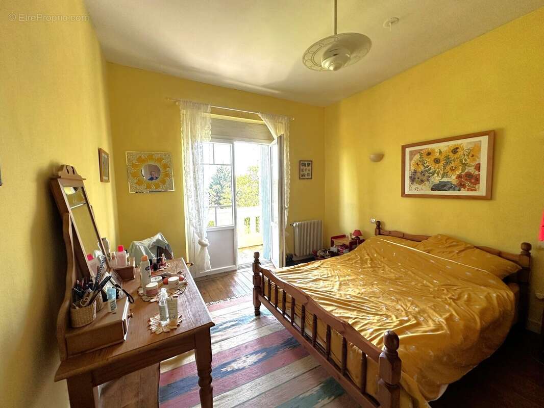 Maison à LOUBES-BERNAC