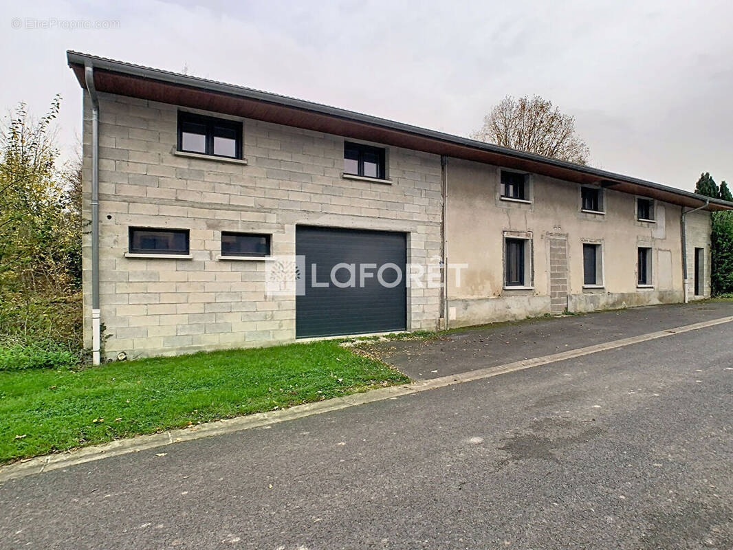 Maison à LE CHATELIER