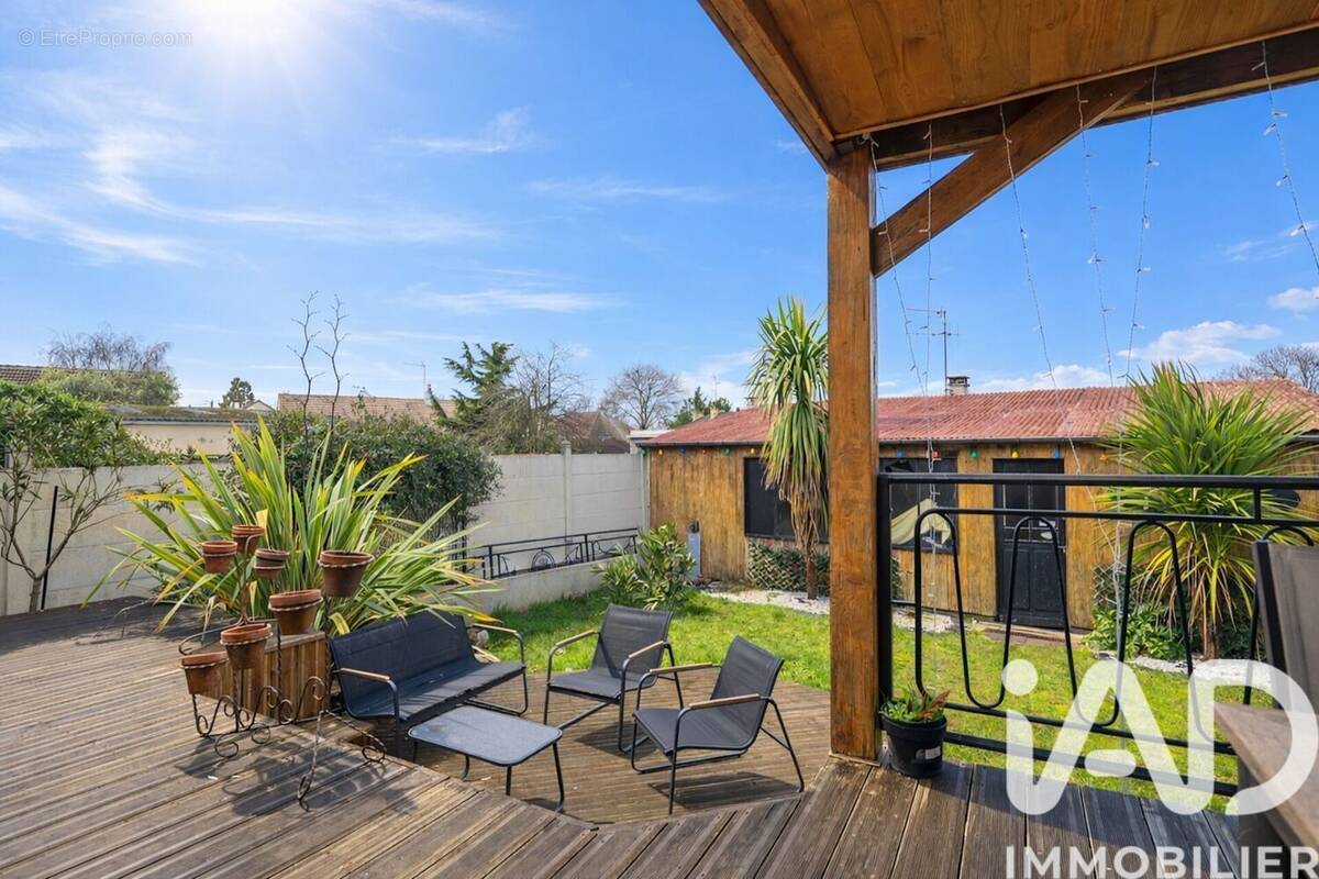 Photo 1 - Maison à ARNAGE