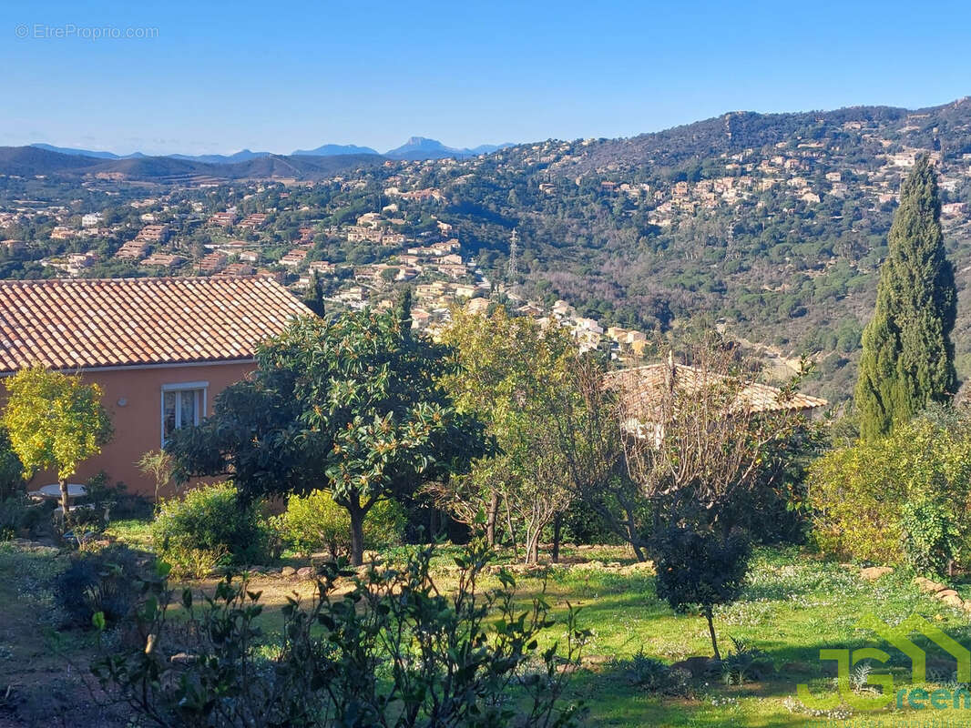 Maison à LE LAVANDOU